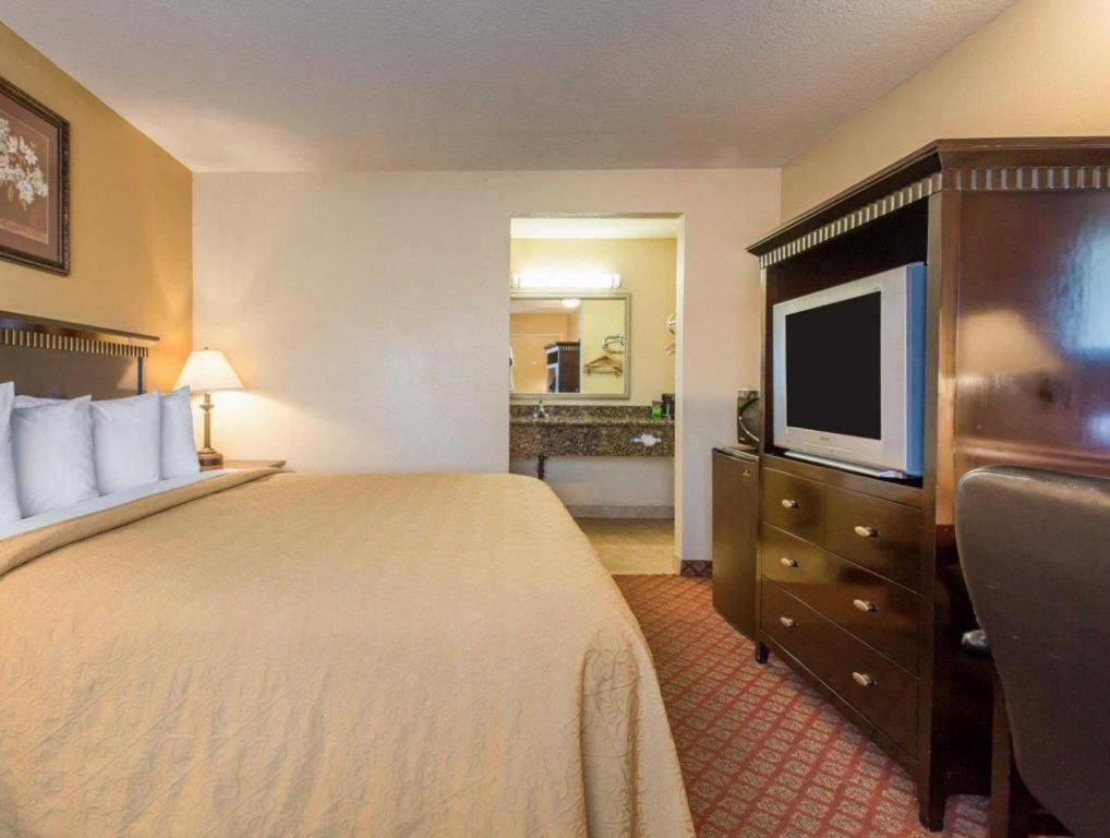 Quality Inn San Bernardino Esterno foto