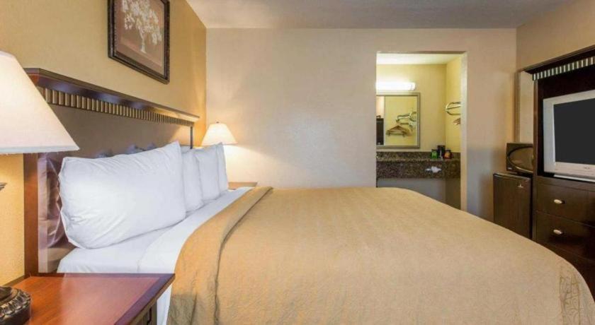 Quality Inn San Bernardino Esterno foto